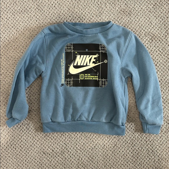 Nike Kids Blue Sweatpants & Sweatshirt Set - Picture 2 of 9